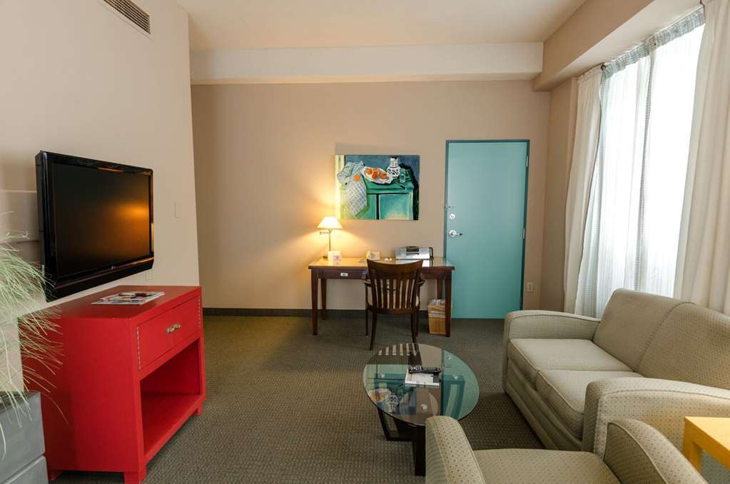 Hotel Metro, Autograph Collection Milwaukee Room photo